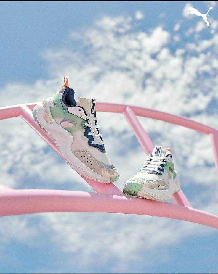 Sneakers & Sportwear